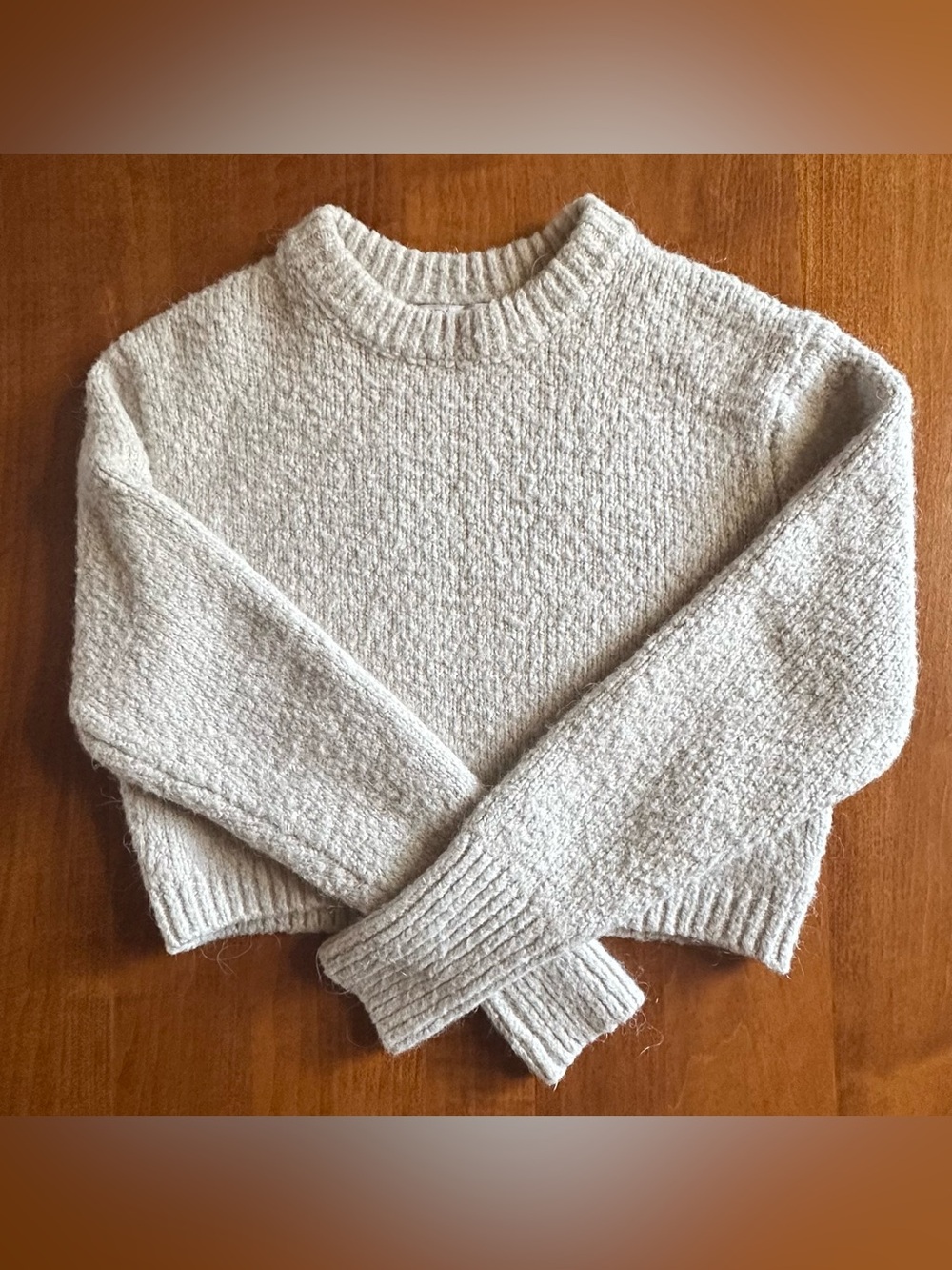 Zara•cropped crewneck longsleeve sweater•small•cream/oatmeal•acrylic/alpaca/wool
